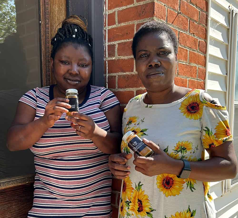 Mother and Daughter Marydami team